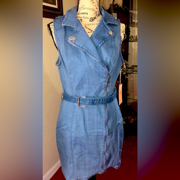Dresses & Skirts - NWT Sleeveless Blue Jean MIDI Dress